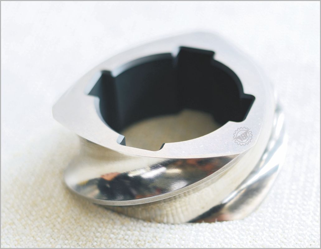 Máy ép máy ép hai đôi ba lần bay Vòng vít kim loại Màu sắc cao đồng nhất cắt cao