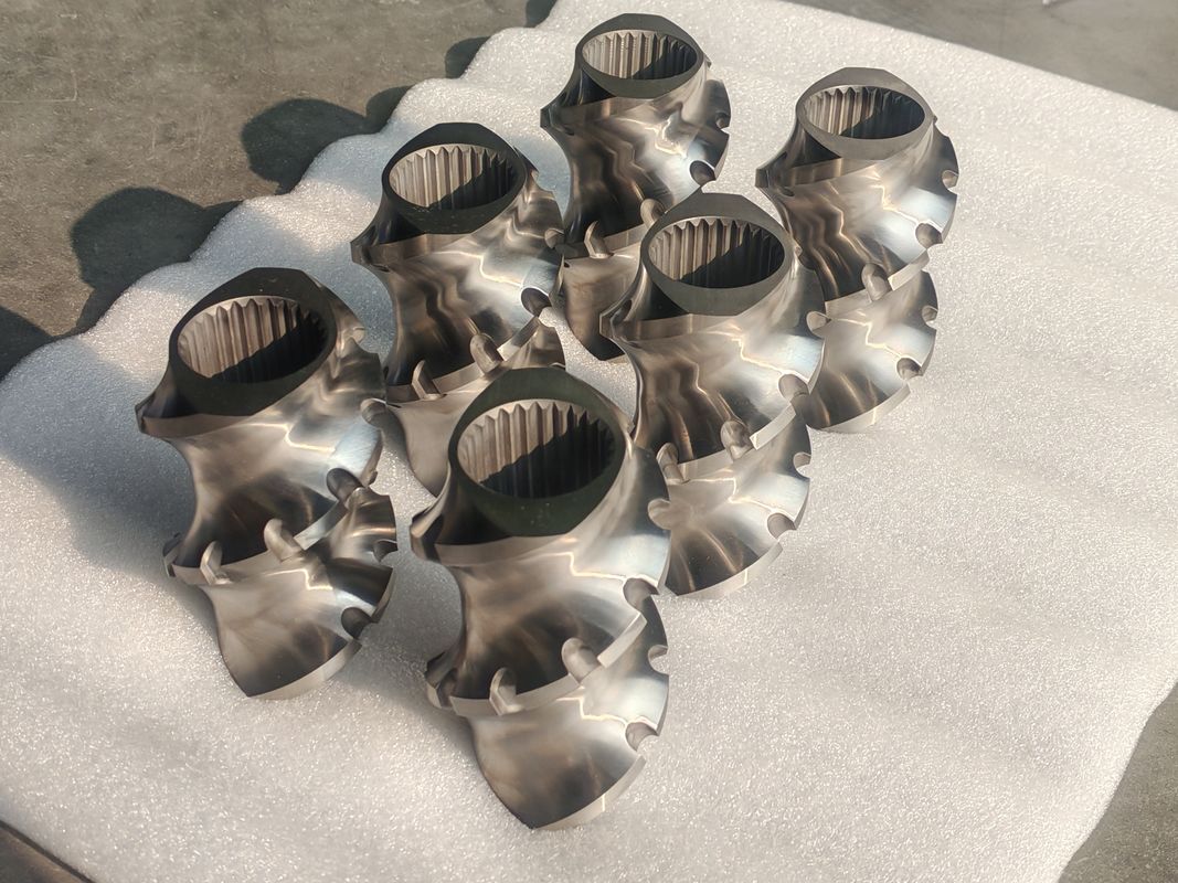 Các bộ phận trục vít của dây chuyền đùn nhựa 60mm-120 Chiều dài trục vít 100rpm-1200 Tốc độ trục vít cho máy đùn trục vít đôi