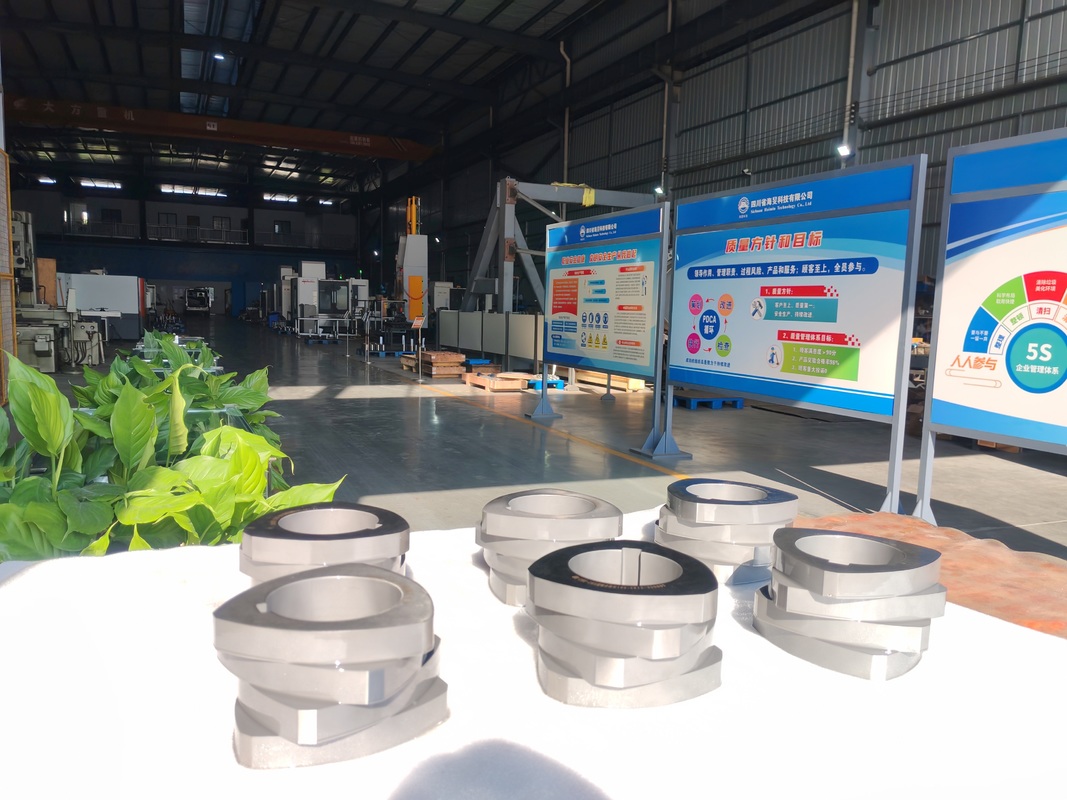 Các bộ phận trục vít SZK 250 Extruder hai trục vít với Chứng nhận ISO 9001 và Tùy chọn Tùy chỉnh