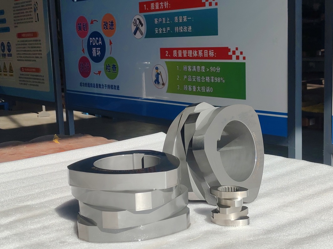 Các bộ phận trục vít SZK 250 Extruder hai trục vít với Chứng nhận ISO 9001 và Tùy chọn Tùy chỉnh